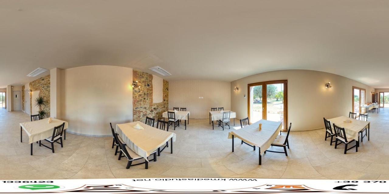 קסטנייטו קרדוצ'י Agriturismo Il Vecchio Olivo מראה חיצוני תמונה