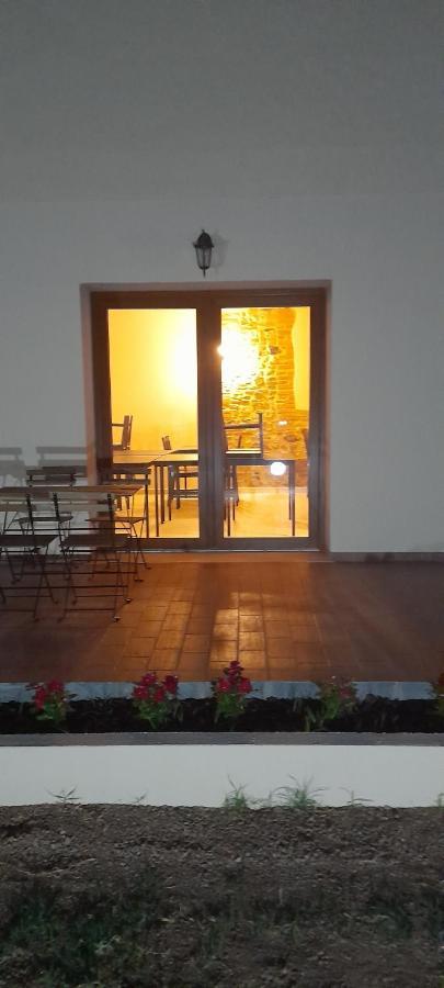 קסטנייטו קרדוצ'י Agriturismo Il Vecchio Olivo מראה חיצוני תמונה