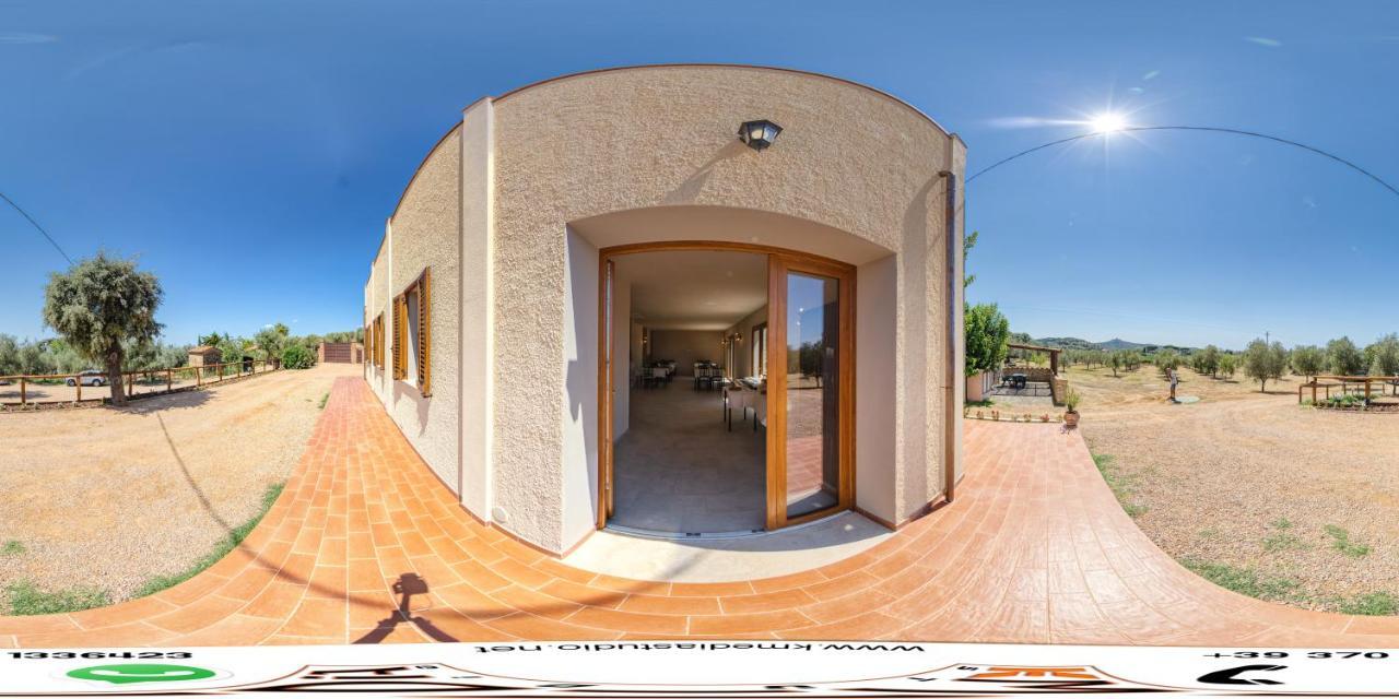 קסטנייטו קרדוצ'י Agriturismo Il Vecchio Olivo מראה חיצוני תמונה