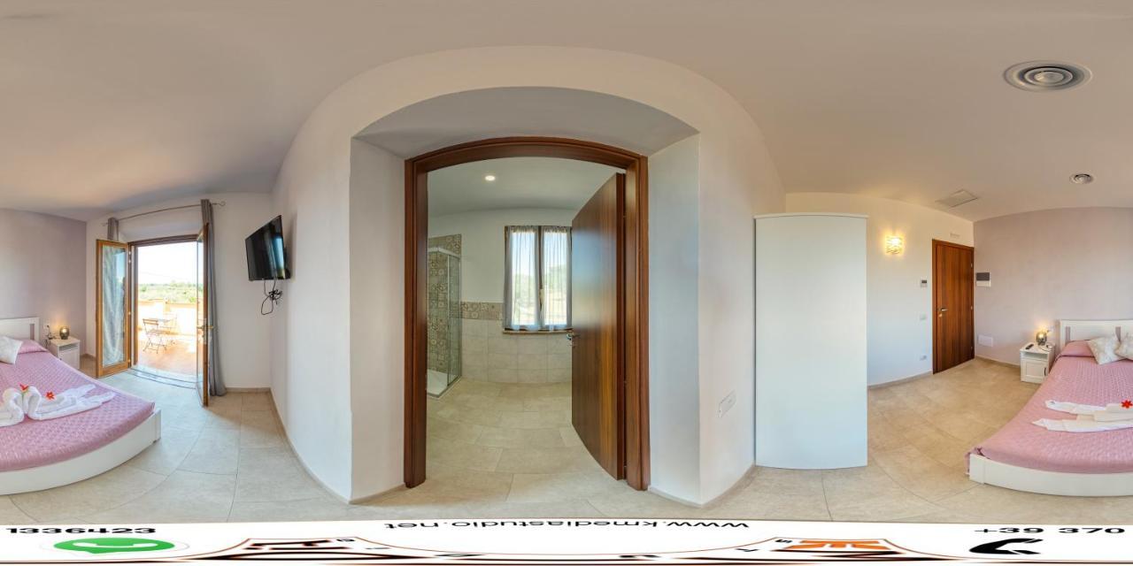קסטנייטו קרדוצ'י Agriturismo Il Vecchio Olivo מראה חיצוני תמונה
